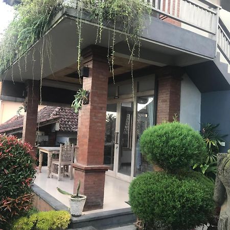 Raditya Villa Ubud Exterior photo
